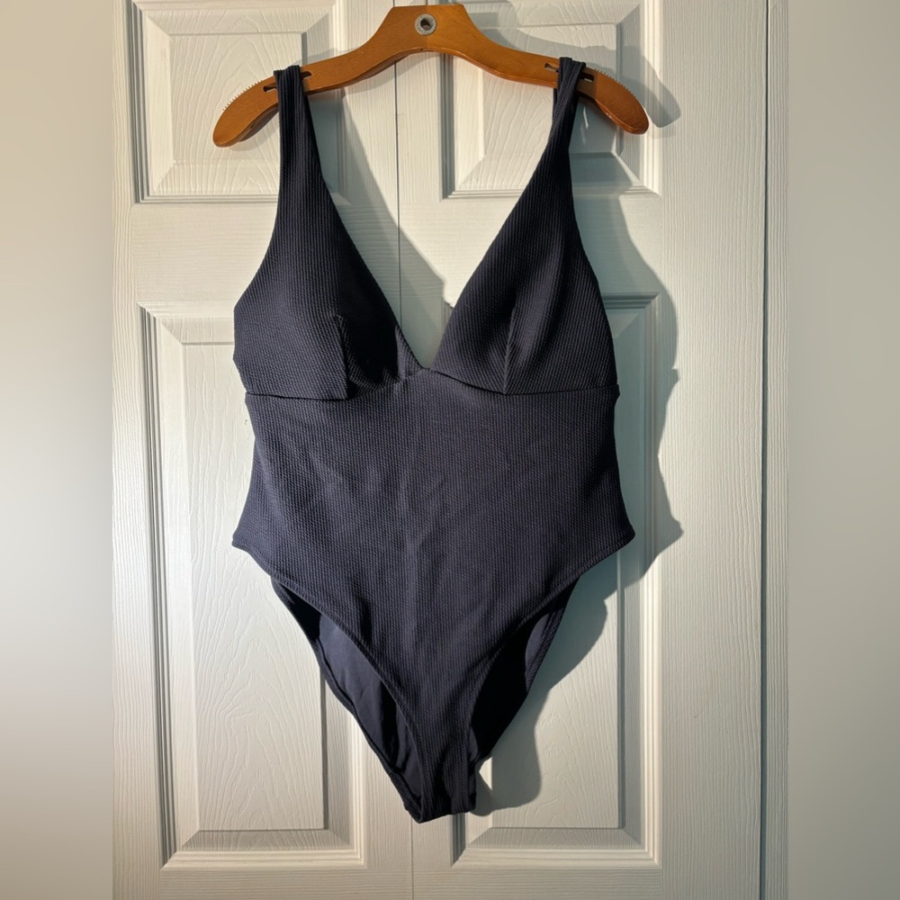 H&M One Piece Swimsuit